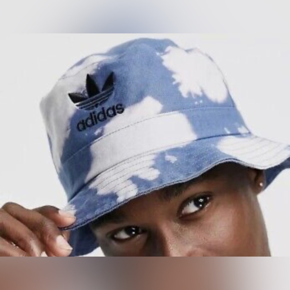 Adidas originals fishing hat dye tie blue mix 💙
